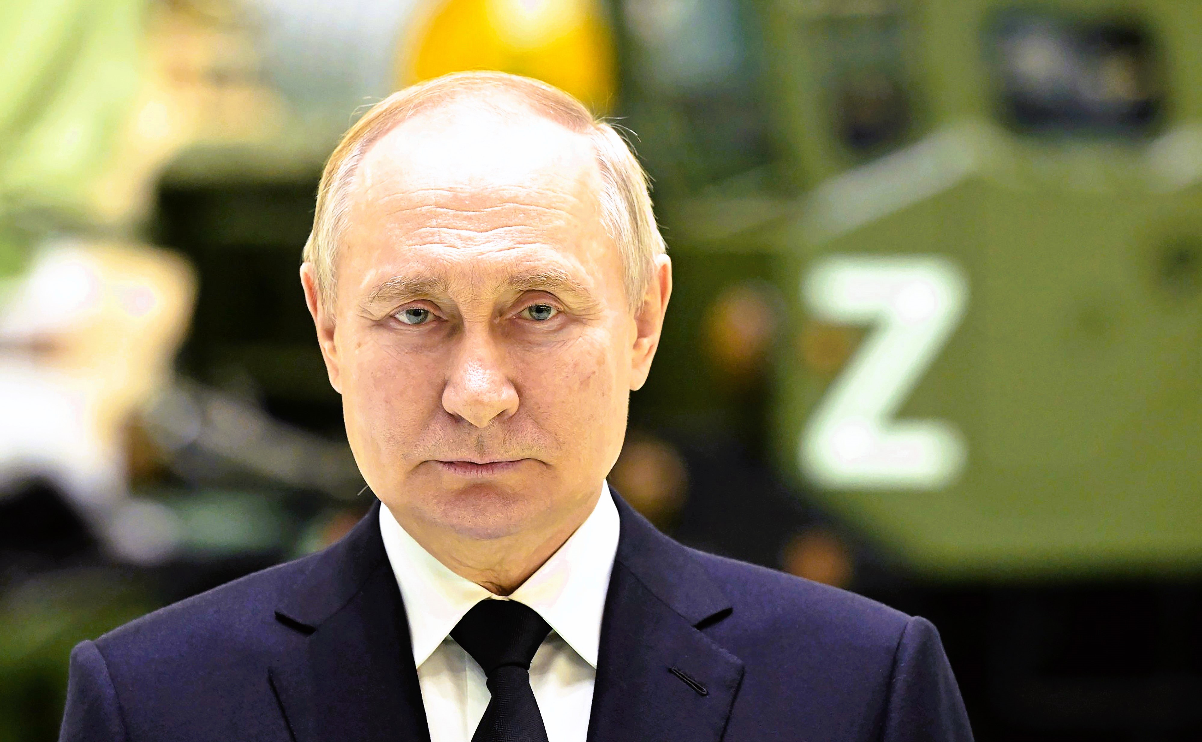 Irres Video▶️ Russische Soldaten beschweren sich über Putin und sollen Benzin selbst bezahlen!