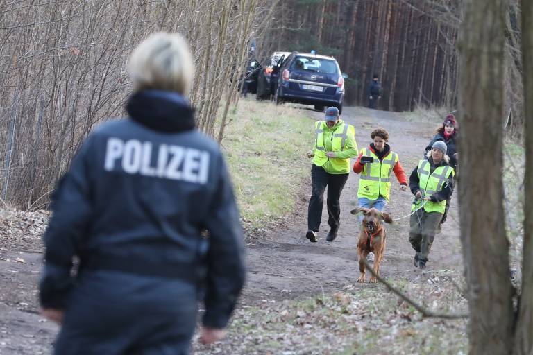 Vater tötet 7-jährige Tochter! Schock-Tat in Ulm macht fassungslos!