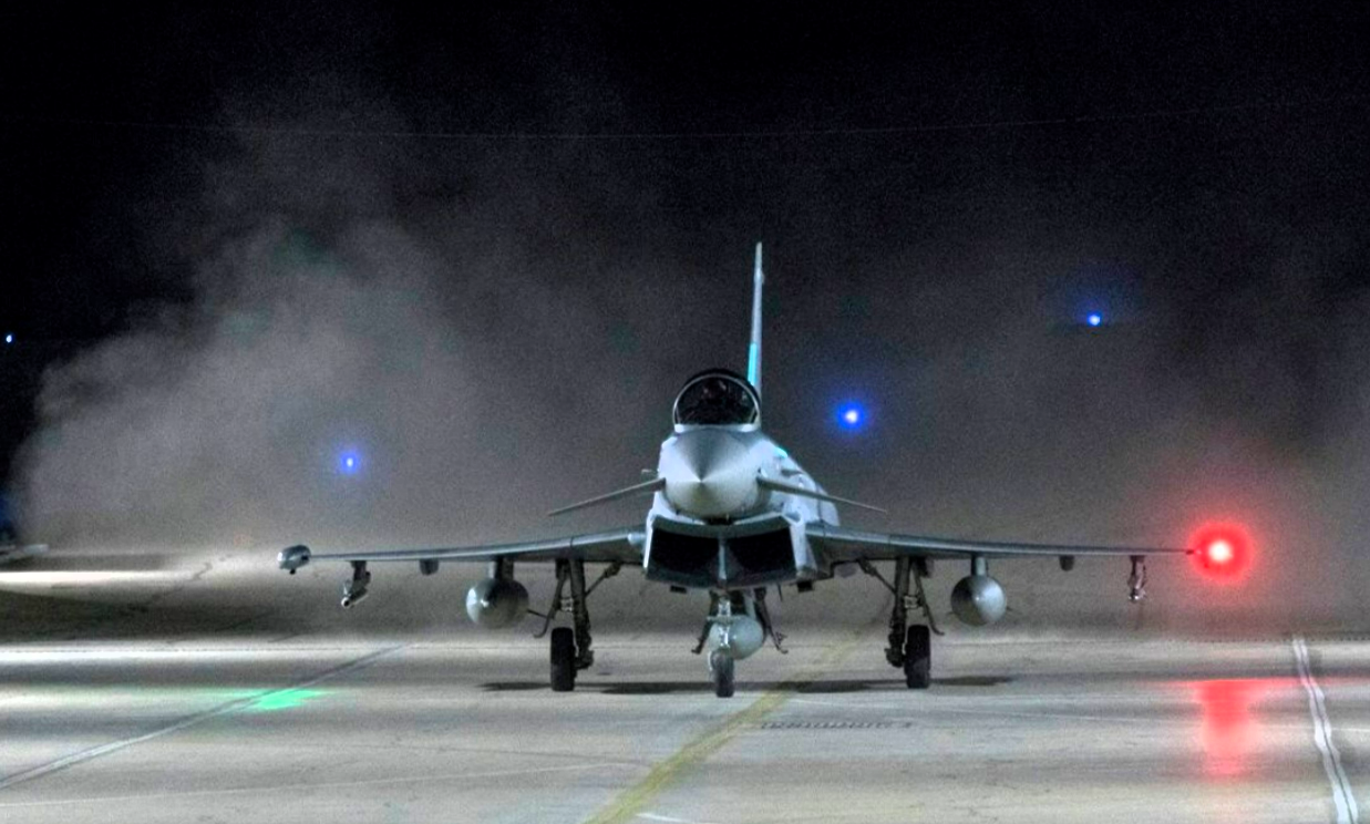 NATO ruft Deutsche Eurofighter zu Hilfe - Alarmstart! Heftige Luftangriffe auf die Ukraine - aktuelles Update!